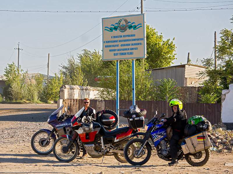 Frontière Ouzbekistan