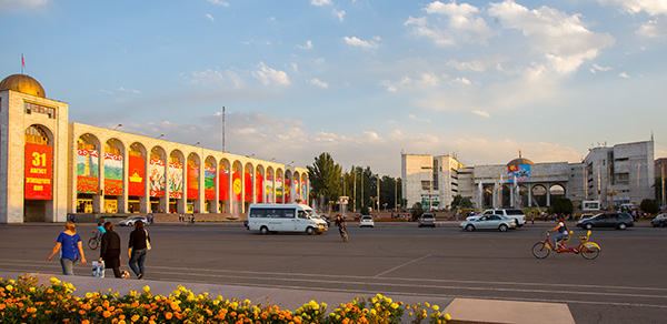 Place centrale à Bishkek