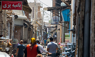 Rue à Qazvin